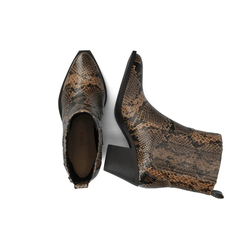 Snake Brown