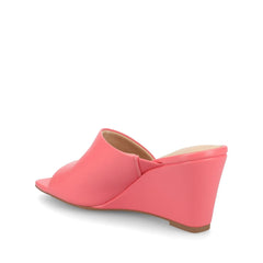 Clementine Wedge Sandals in Coral