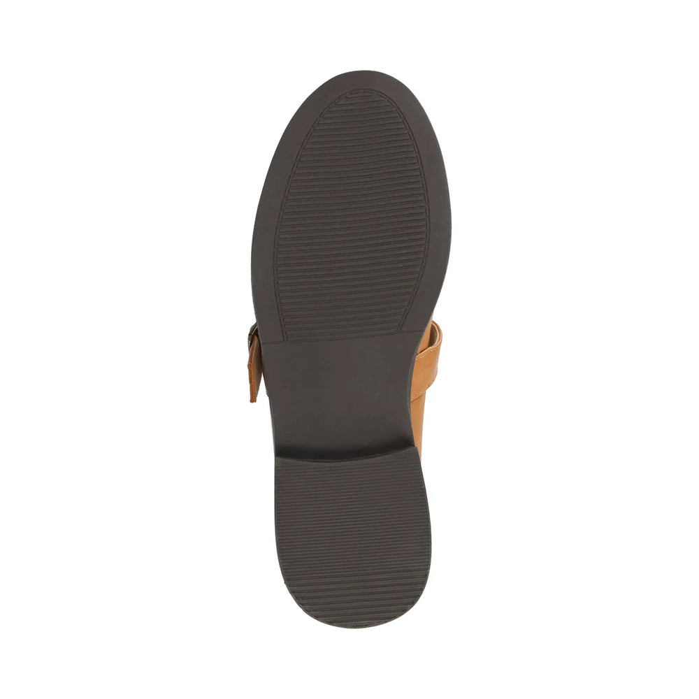 Tan