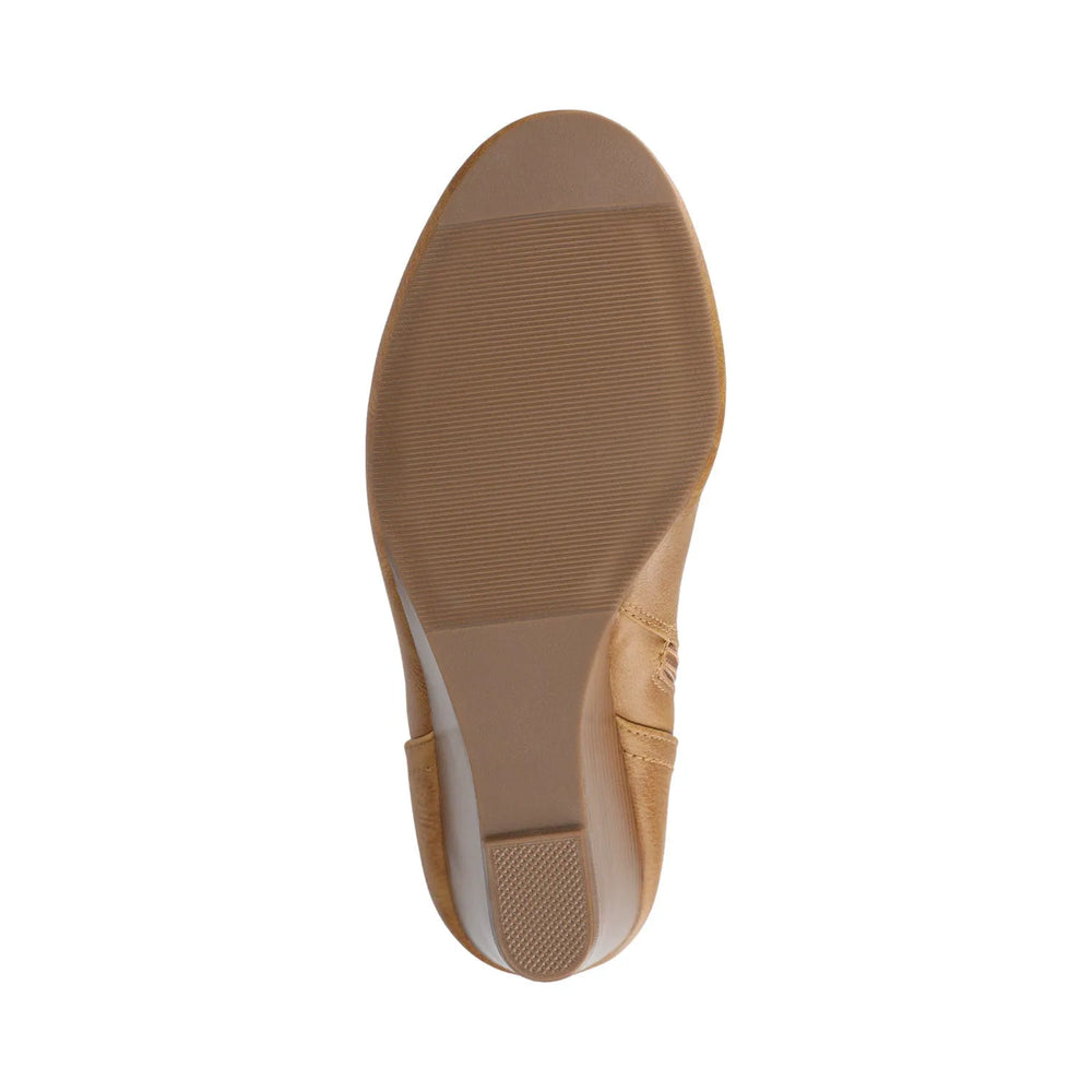 Tan
