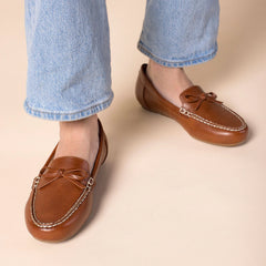NOVELLA Wide Driving Loafer - Cognac