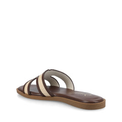 PRIMAH Wide Flat Sandals in Chocolate Raffia