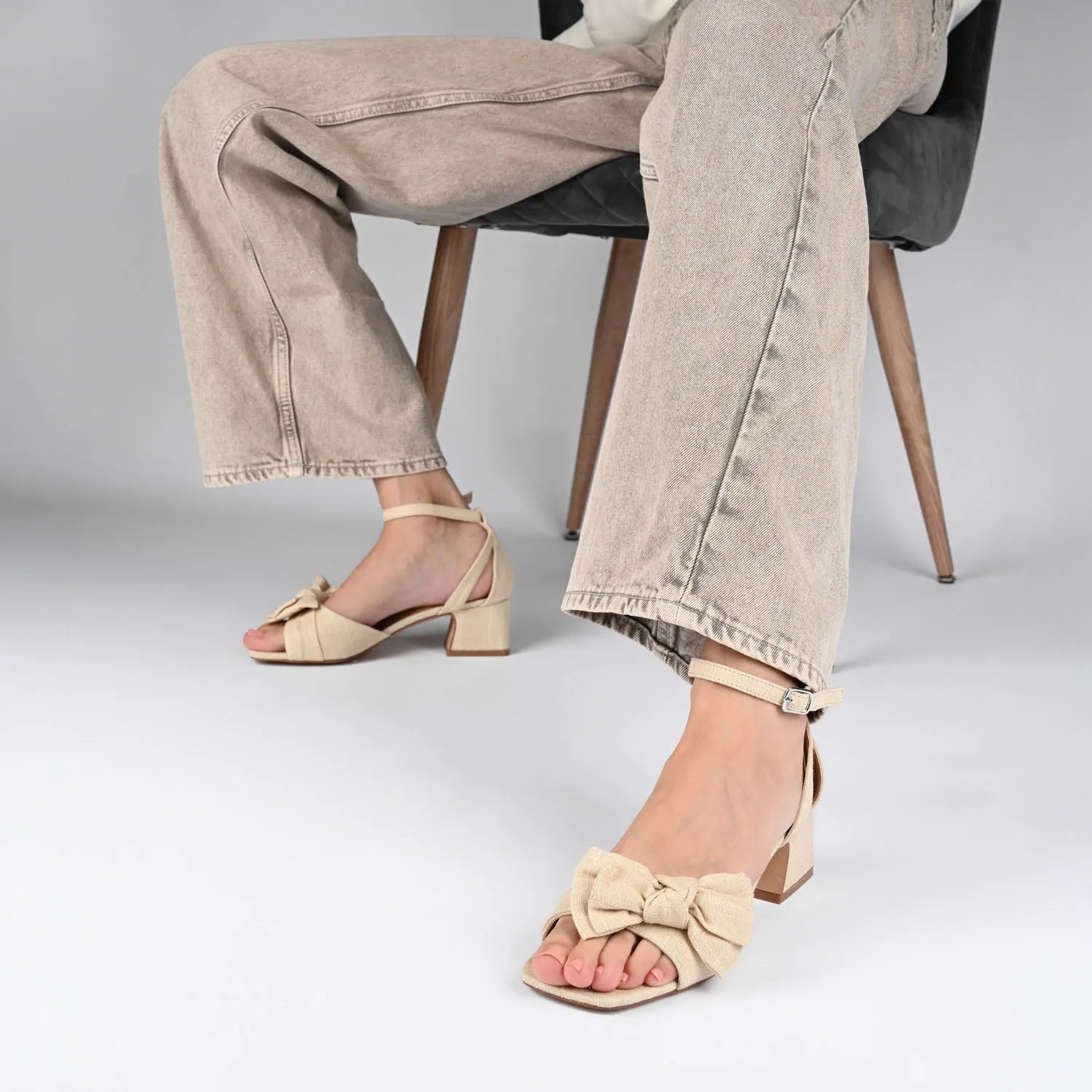 White PU